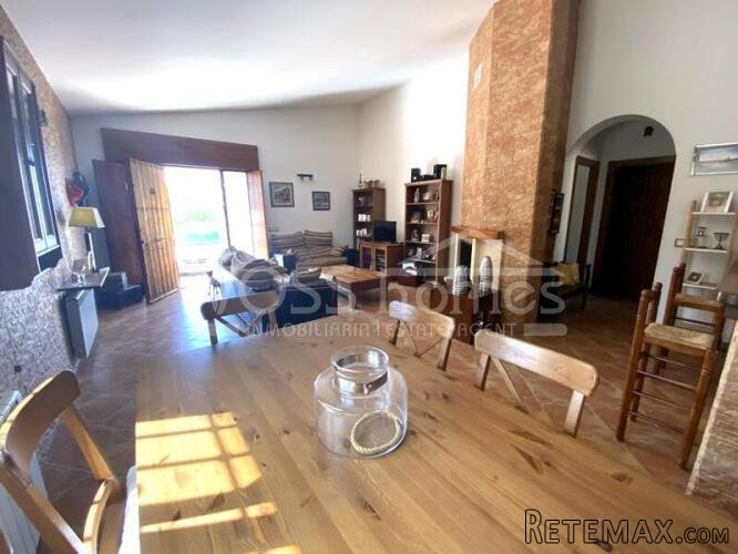 A Lovely & spacious 192m2, recently renovated, 4 bed, 2.. - 7