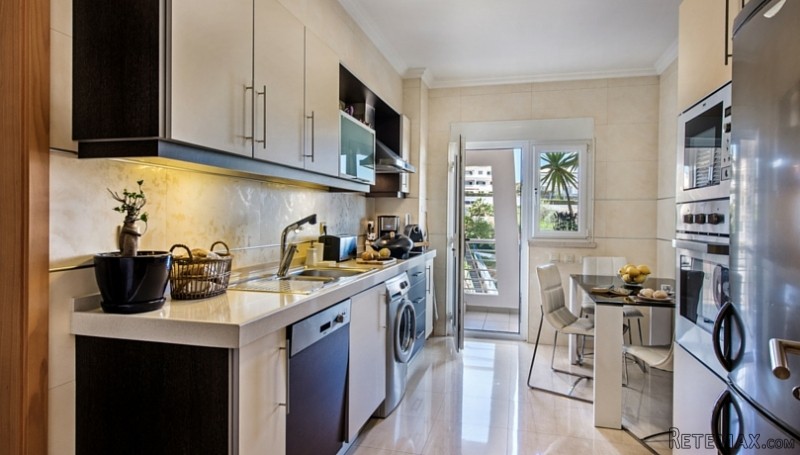 Three Bedroom, Fourth floor Apartment.. - 2