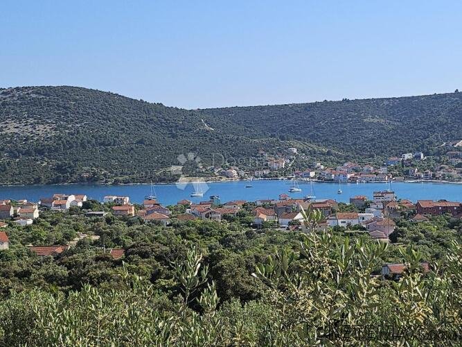 Građevinsko zemljište s pogledom na more