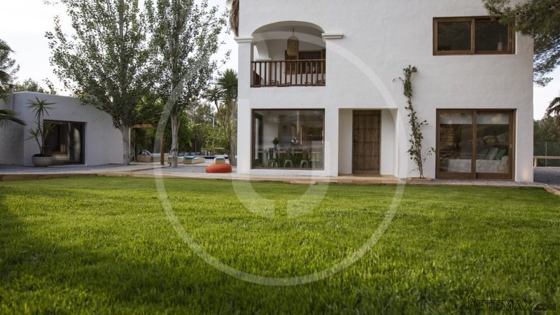 Mainhouse plus 2 luxury casitas