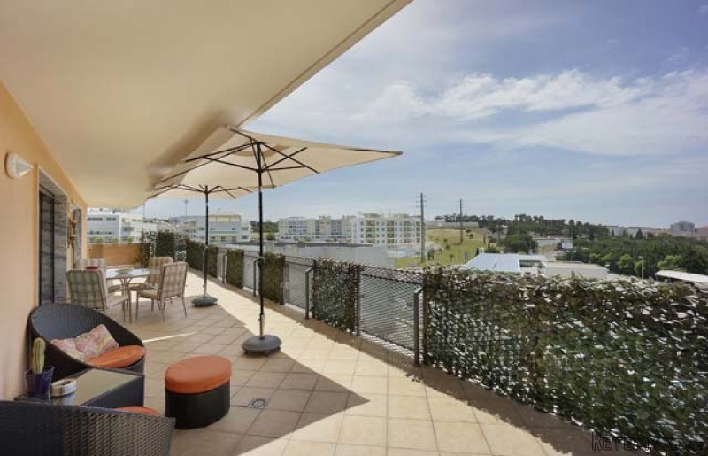 2 bedroom PentHouse For Sale: Oeiras