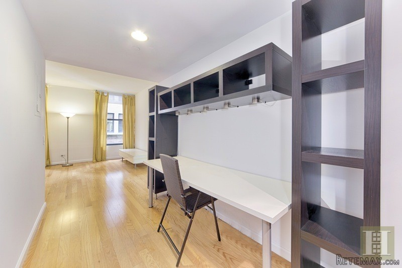 2 bedroom Apartment For Sale: 56 PINE.. - 2