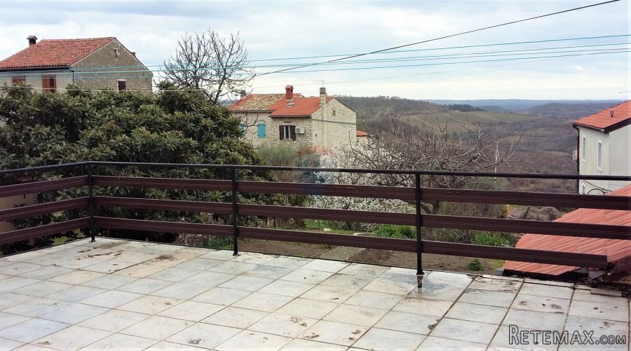 Istra, Buje - kuća na dobroj poziciji - 2