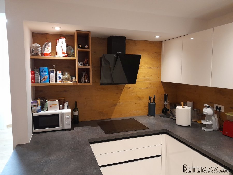 Prodaja stana 78 m2