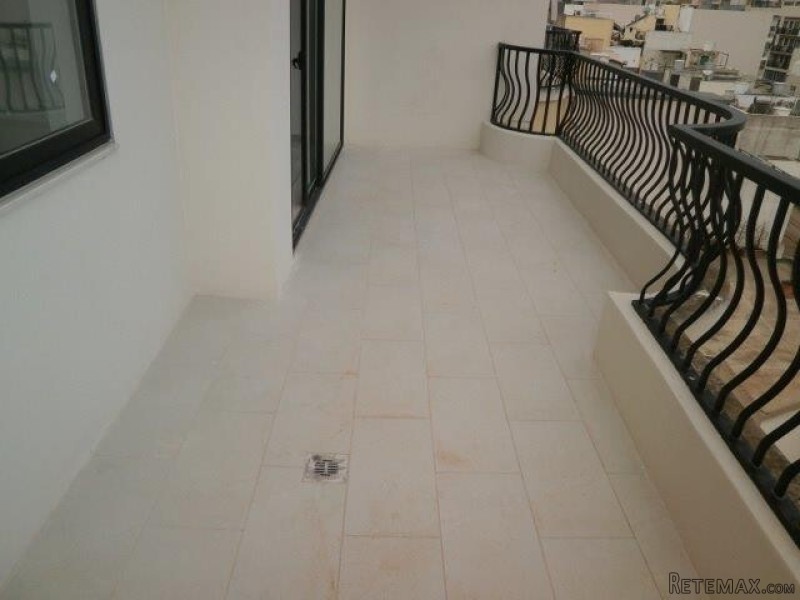 Flat, Luxurious Finish - 2