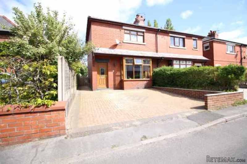 3 bedroom, Semi-detached House house..