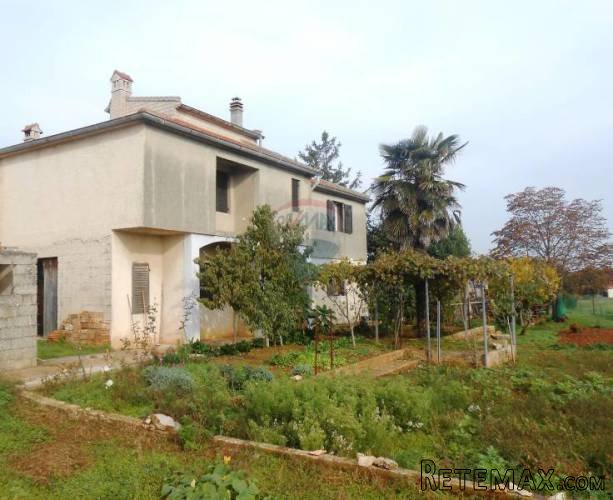 Istra, okolica Pule, Šišan, dvojna kuća sa okućnicom - 2