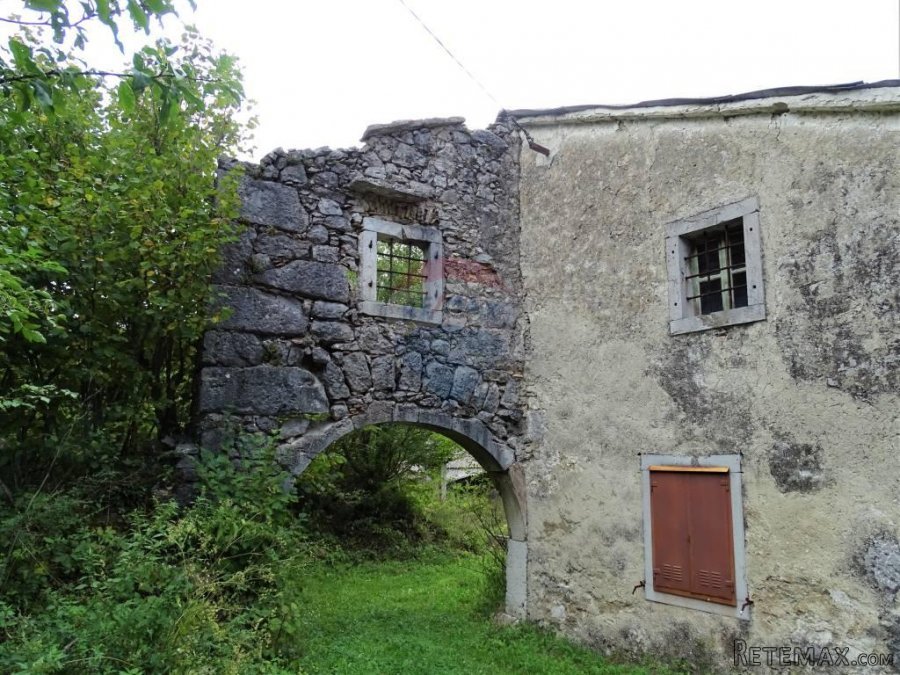 Dane, ruševina s kućnim brojem u Centru, za adaptaciju - 2