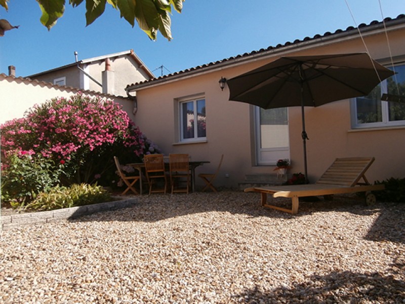 Beautifully Renovated House With Garage