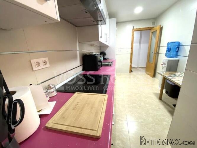 NEW TO VOSS HOMES - First floor apartment with 3 bedrooms.. - 6