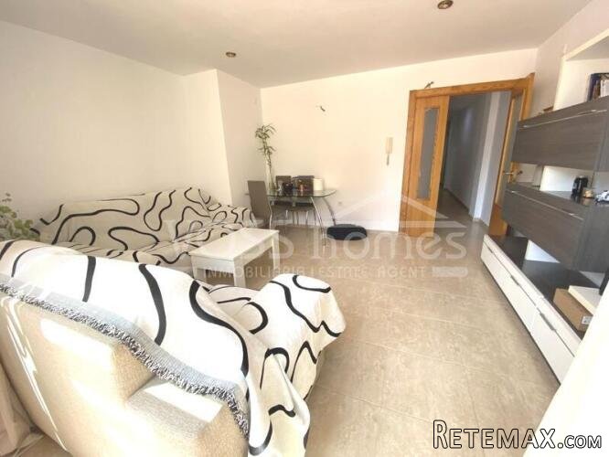 NEW TO VOSS HOMES - First floor apartment with 3 bedrooms.. - 9