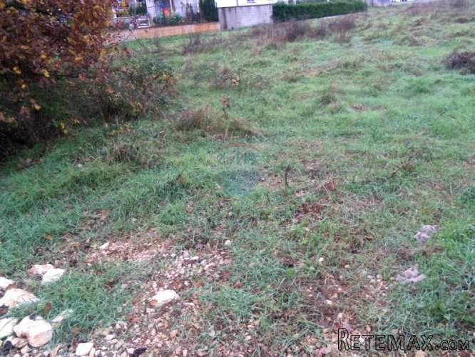 GRAĐEVINSKO ZEMLJIŠTE - MOGUĆNOST IZGRADNJE 5 KUĆA U NIZU - 2