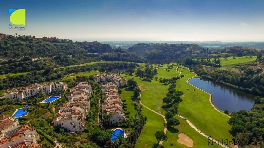 Med fantastisk utsikt över golfen och bergen ! - 2