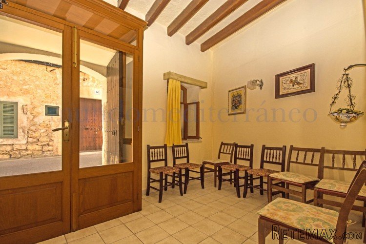 Gorgeous little town house to reform in Campanet with a.. - 3