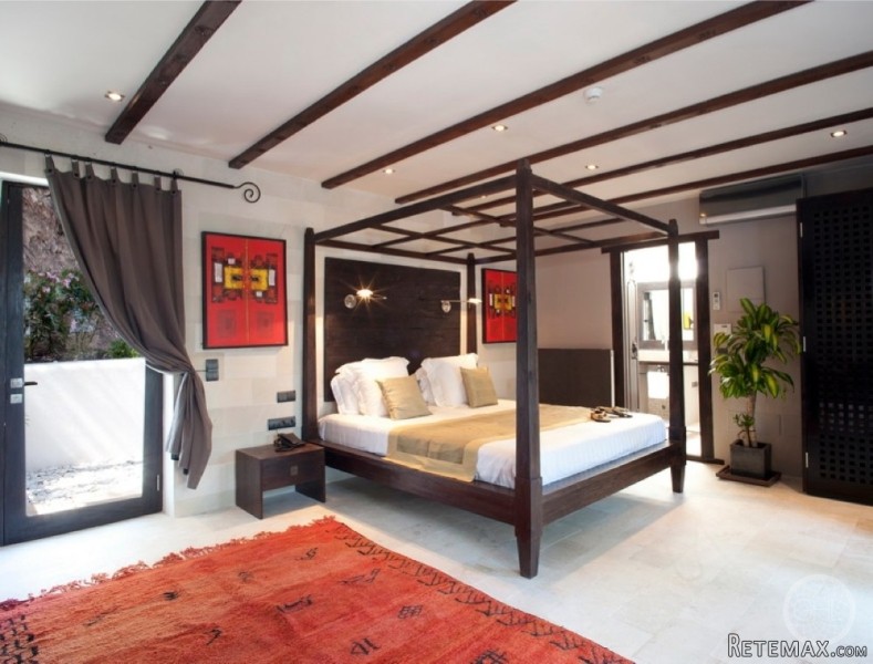 8 Bedrooms - Property - Ibiza - For Sale - 2