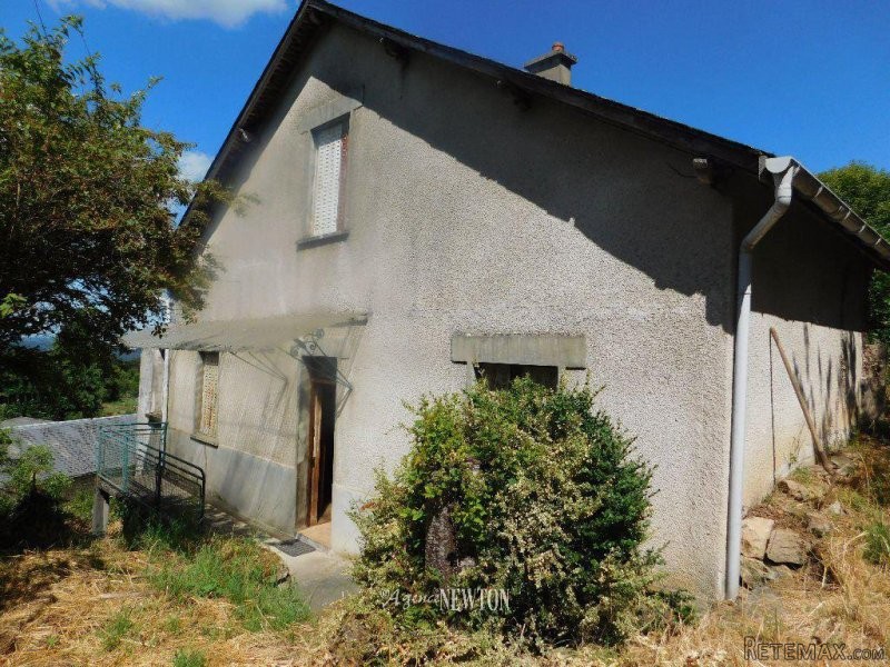 Correze. Affieux. 2 bedroom stone house..