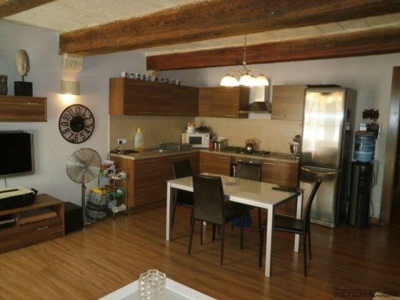 Flat, Expertly Converted - 2