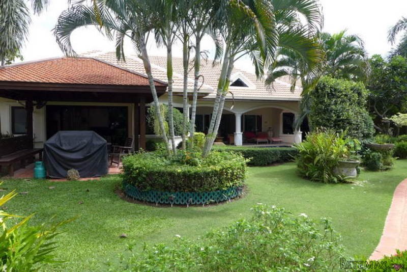 Jomtien Park Villa Thai Bali Luxury..