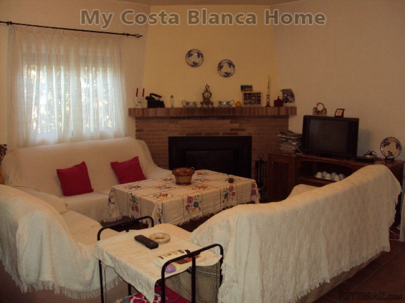 Bargain Country House For Sale In.. - 2