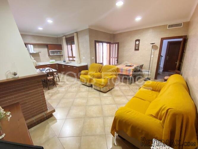 AMAZING NEW LISTING TO VOSS HOMES - Quality built large 4.. - 9