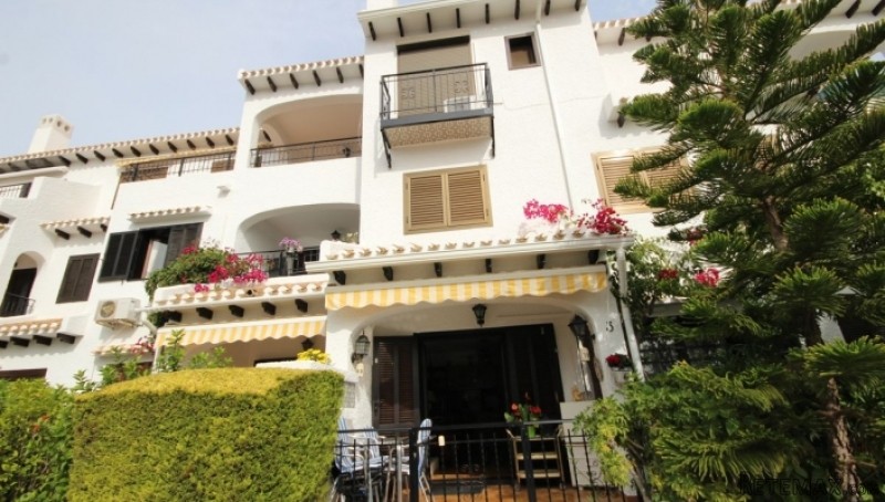 Resale · Apartment · Spain · Costa Bl..