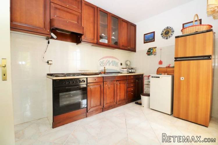Istra,Marčana, stan,vrt 225m2,garaža 50m2 - 4