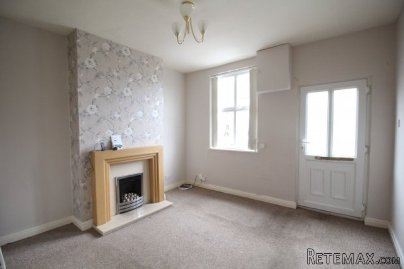 2 bedroom, End Of Terrace House house.. - 2