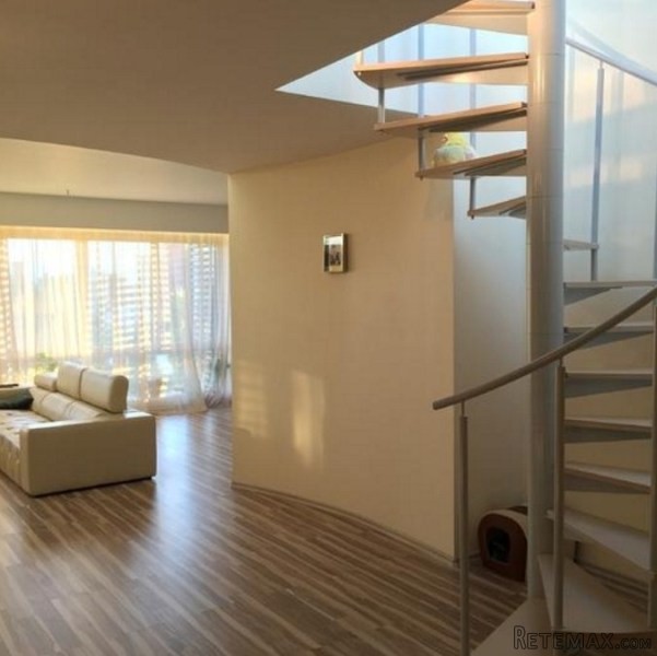 Apartment With Large Terrace