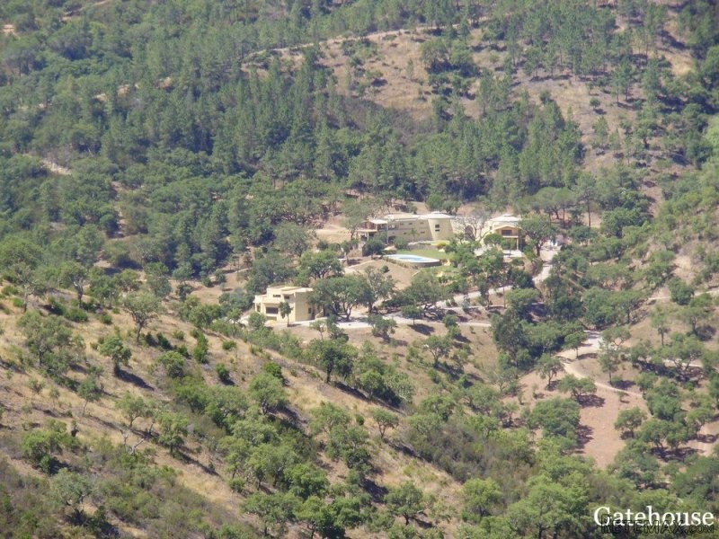 Large Country Property For Sale In.. - 2