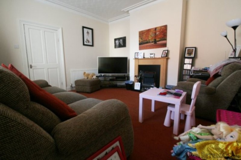 2 bedroom, Flat house for sale - 2