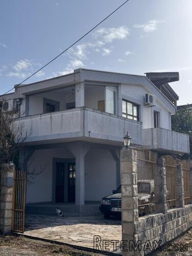 Prodaje se kuća, Makedonsko naselje, Bar 300.000€