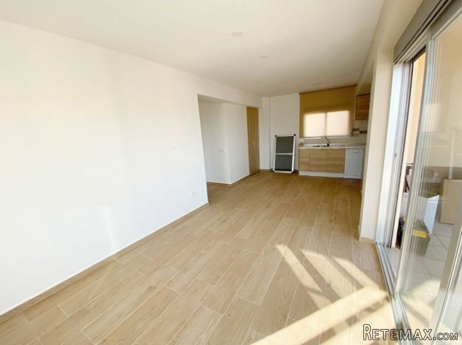 Top floor apartment with balcony with panoramic views of.. - 4
