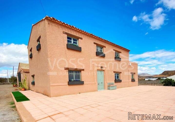 NEW AND EXCLUSIVE TO VOSS HOMES- A beautifully presented.. - 5