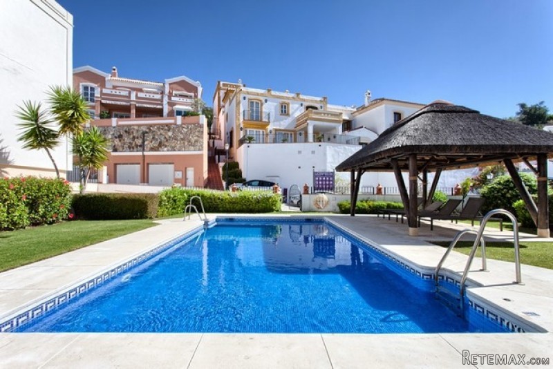 HM5O2831 - Townhouse For sale in Golf..