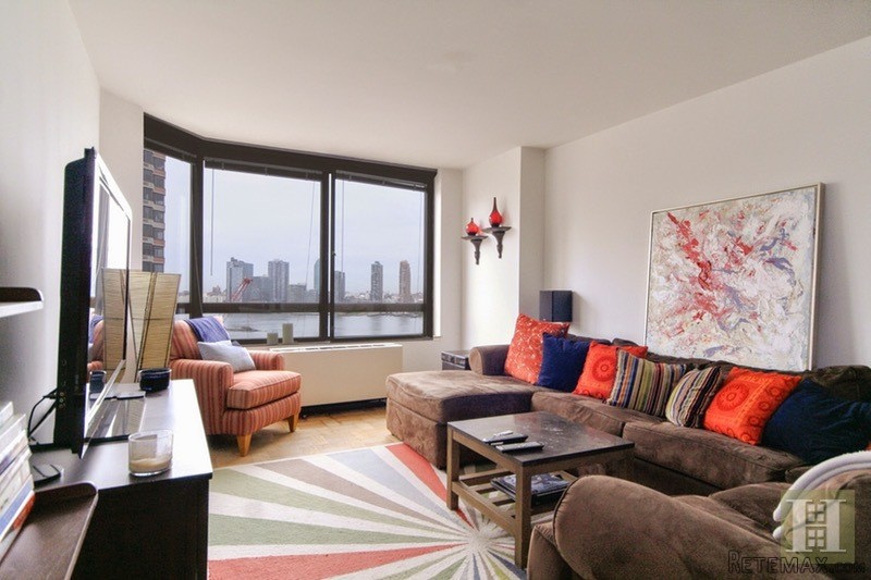 1 bedroom Apartment For Sale: 630 FIRST..