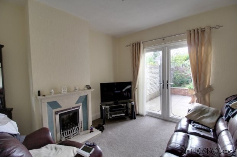 3 bedroom, Semi-detached House house.. - 2