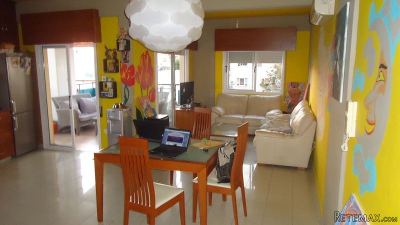 SPACIOUS, modern 2 bedroom apartment in..