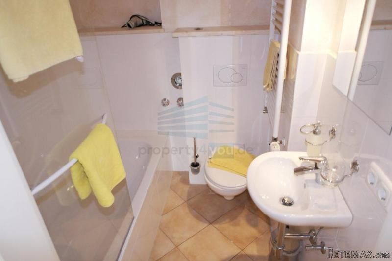 1 Zimmer Apartment mit Kuche, Bad..