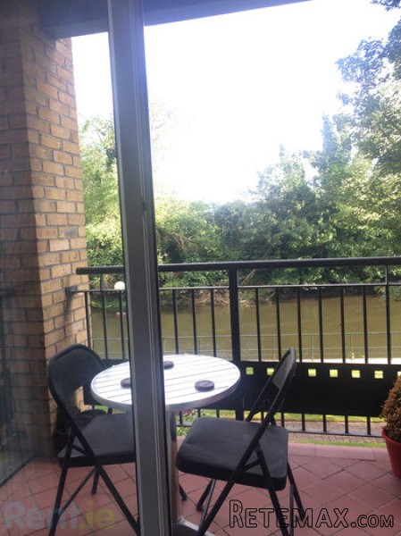 13 The Wellington, Riverpark.. - 2