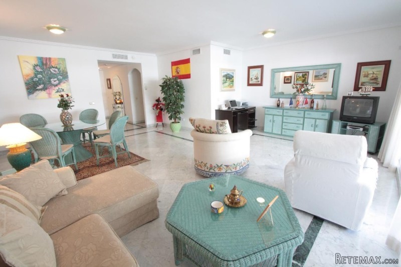 3 bedroom Apartment - 2