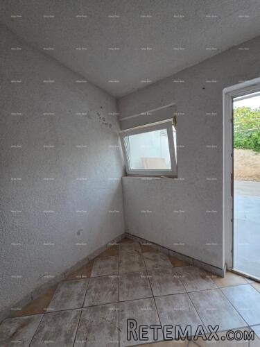 Na prodaju kuća u Ližnjanu – 27 m² s dvorištem - 2