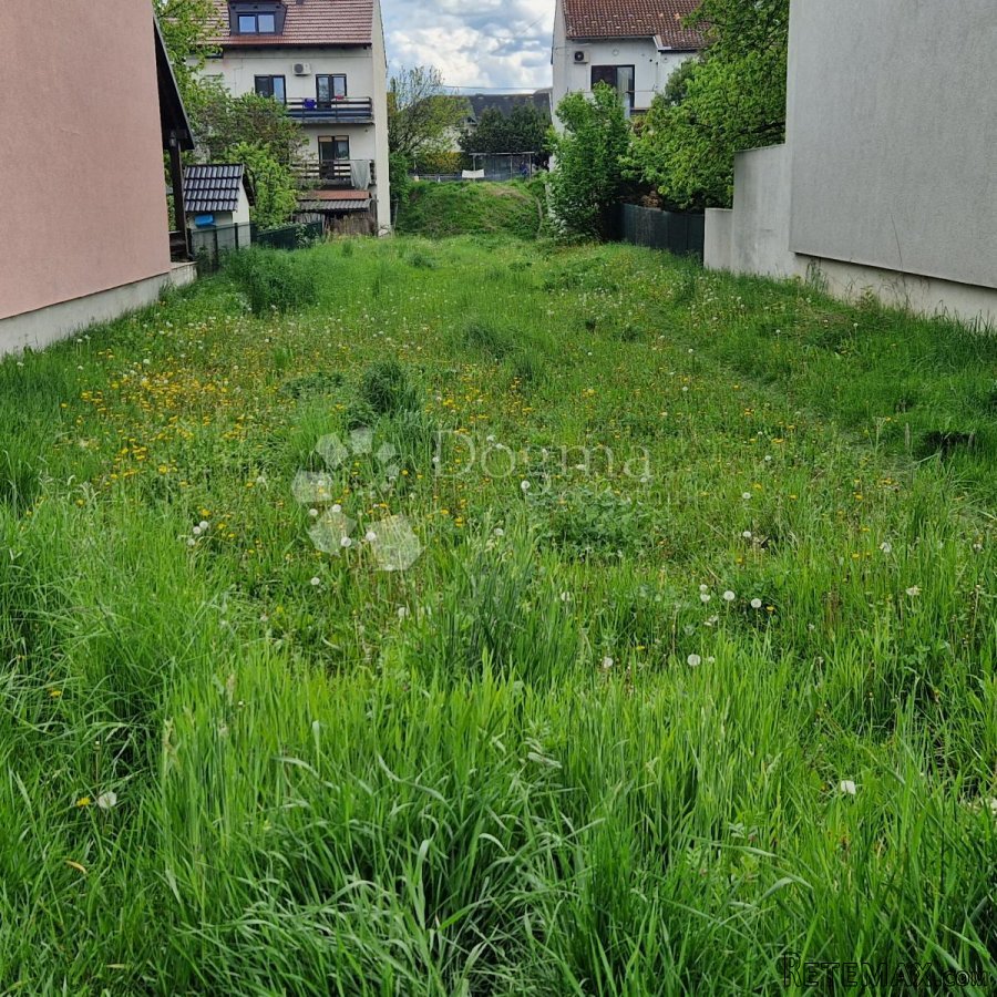 Prodaja građevinskog zemljišta na Blatu