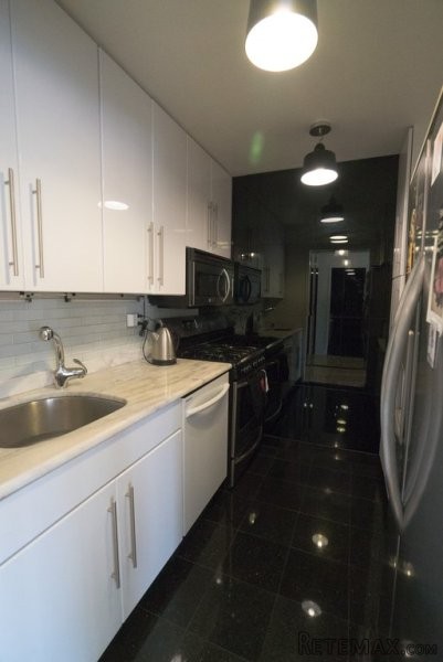 3 Bedrooms - Condo - New York State -.. - 2