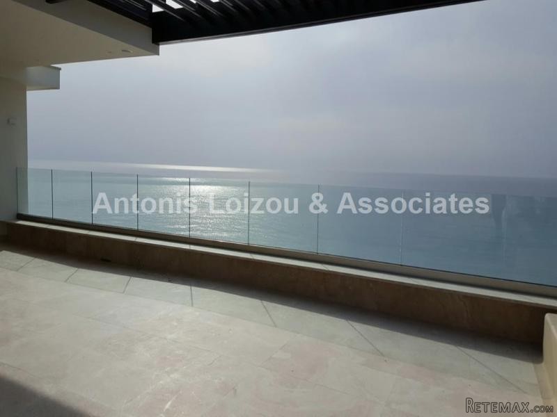 Four Bedroom Duplex Penthouse On The.. - 2