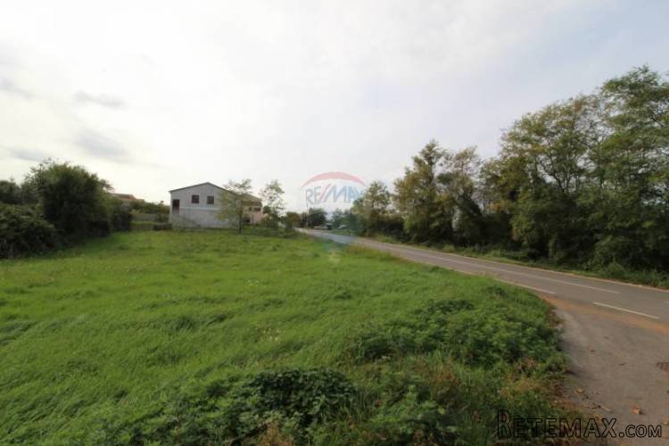 Građevinsko zemljište 658m2 u mirnom naselju - 5