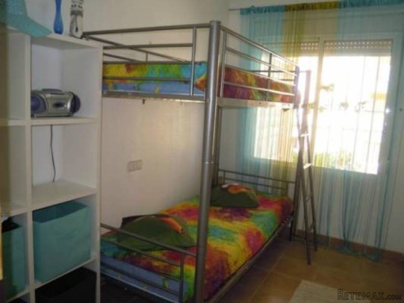 2 Bedroom 1 Bathroom Apartment In.. - 2