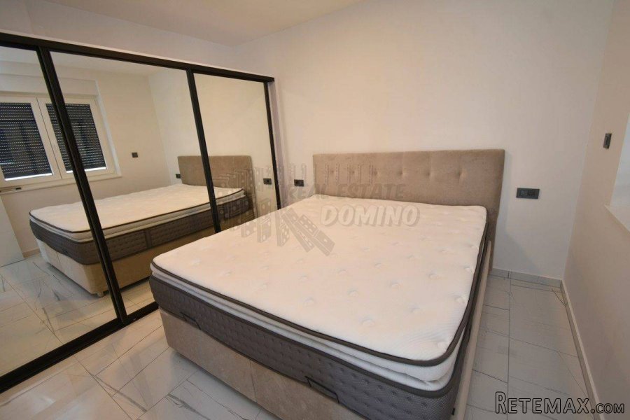 Apartman u novogradnji! Njivice!! - 10