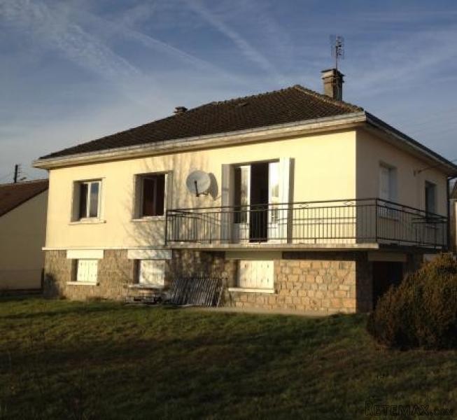 Traditional House with Garden