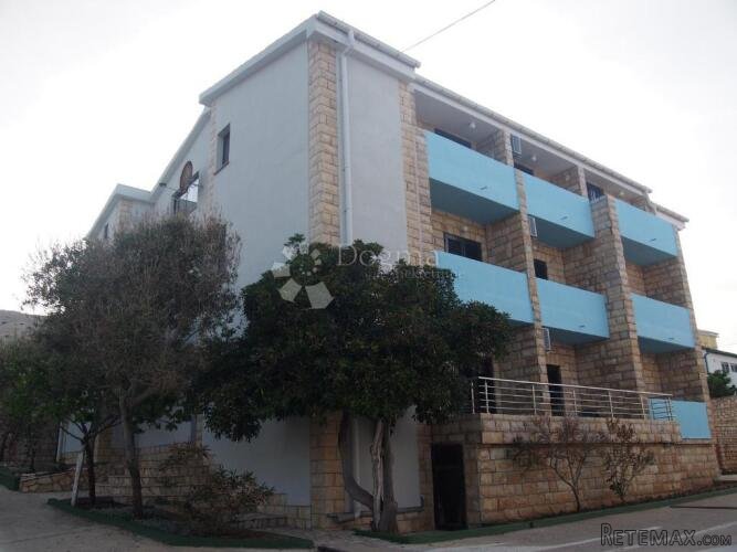 Kuća uz more sa 6 apartmana - 2