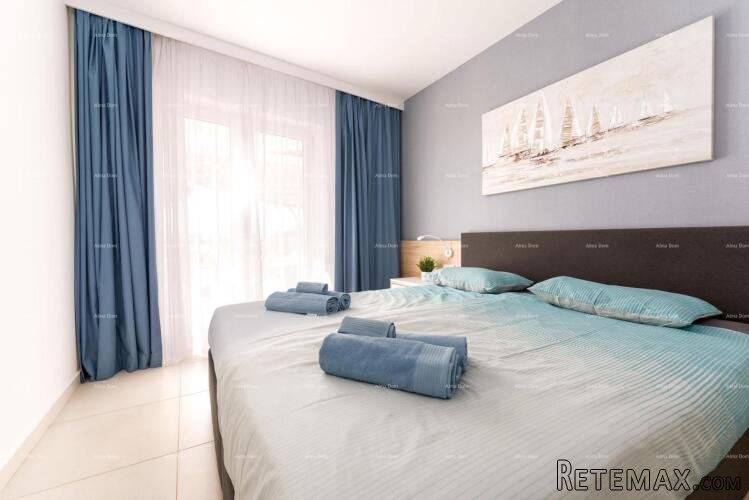 Umag – apartman uz more u kompleksu s bazenom - 2